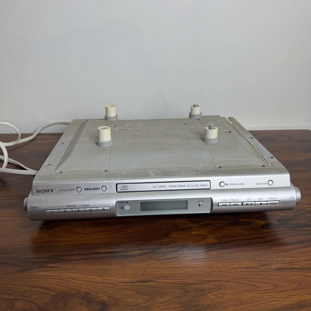 Sony‎ ICF-CDK50 Alarm Clock Radio CD Player AM/FM Tested Working Silver